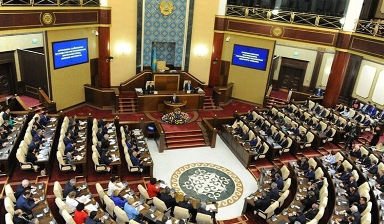 Ղազախստանի Սենատի խոսնակը պաշտպանել է նախագահական յոթ տարի ժամկետի ներդրումը