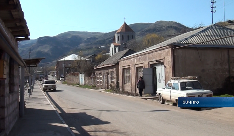 Ուսում՝ կրակոցների տակ. Մովսեսի կիրակնօրյա դպրոցը նոր սաներով է համալրվել