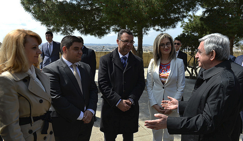 RA President pays a working visit to Malta