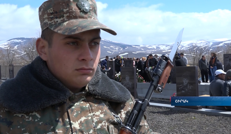 Ապրիլյան պատերազմի 15 հերոսի մարմիններն ամփոփված են Շիրակ պանթեոնում