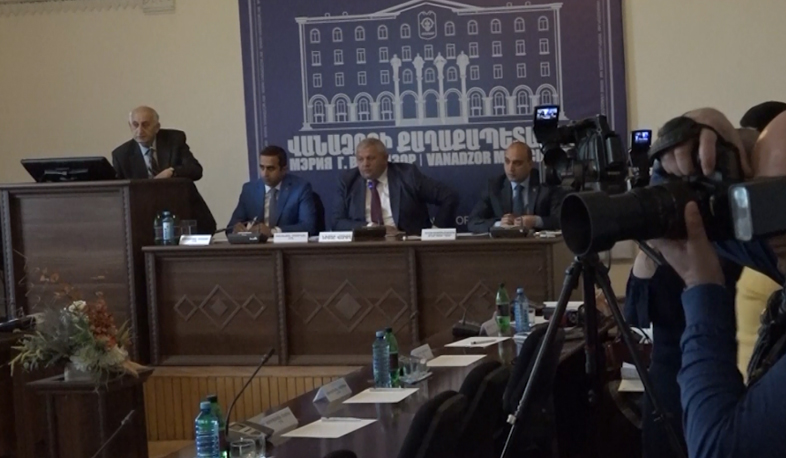 Vanadzor has no quorum, yet the budget has already been approved