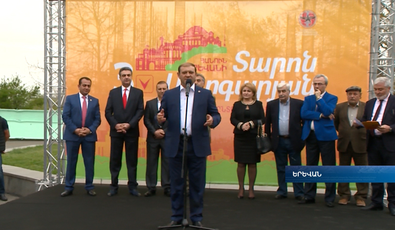 ՀՀԿ ցուցակը գլխավորող Տարոն Մարգարյանը հանդիպել է էրեբունու ընտրողներին