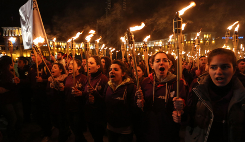 Youth condemning the denial: torch march in Yerevan