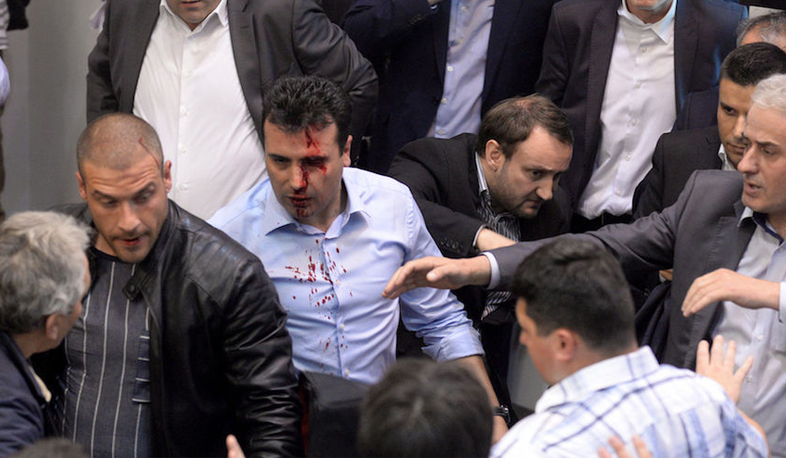 Մակեդոնիայում ազգայնական ցուցարարները գրոհել են խորհրդարանը