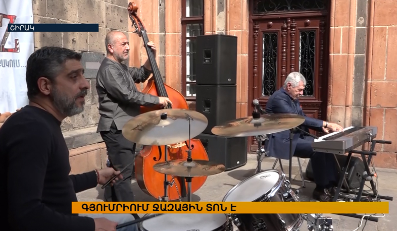 Jazz rhythms in Gyumri