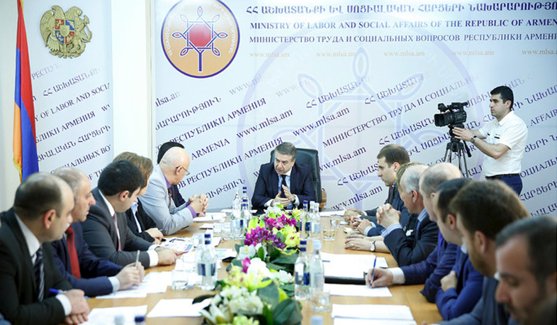 ՀՀ Վարչապետն այցելել է ՀՀ աշխատանքի և սոցիալական հարցերի նախարարություն