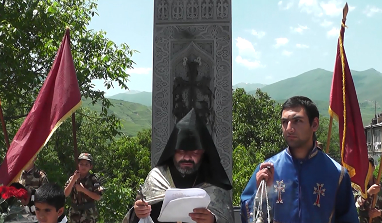 Արցախյան ազատամարտի զոհերի հիշատակին նվիրված խաչքար է կանգնեցվել