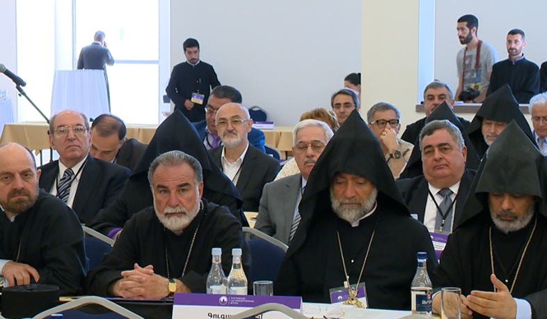 Էջմիածնում եկեղեցական-ներկայացուցչական ժողով է