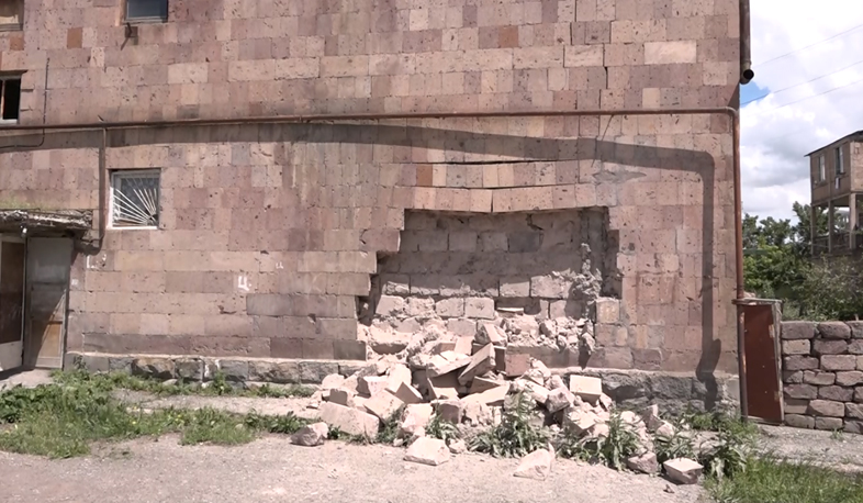 Artik collapsed building residents to receive compensation