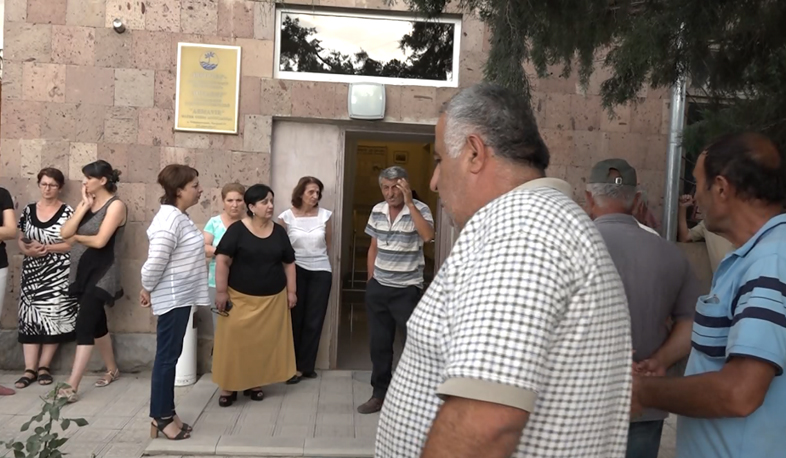 Արմավիրի ջրօգտագործողների ընկերությունը ուշացնում է իր 350 աշխատակիցների աշխատավարձերը