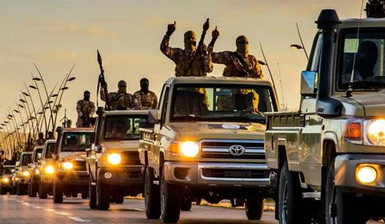 Ռուսական ավիացիան ռմբակոծել է «Իսլամական պետության» ավտոշարասյունը