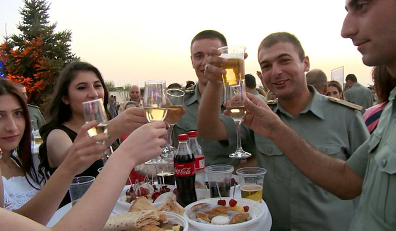 Party for new officers going to army