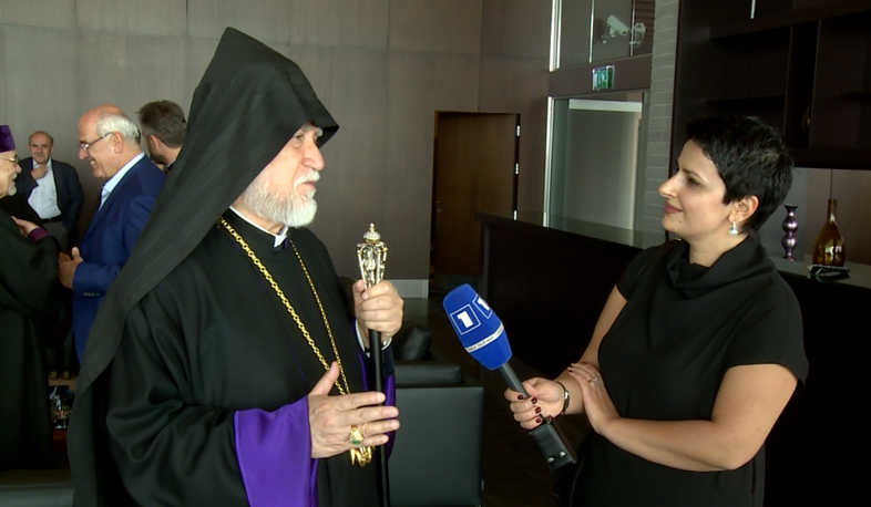 Կիլիկիո կաթողիկոս Արամ Առաջինը Հայաստանում է