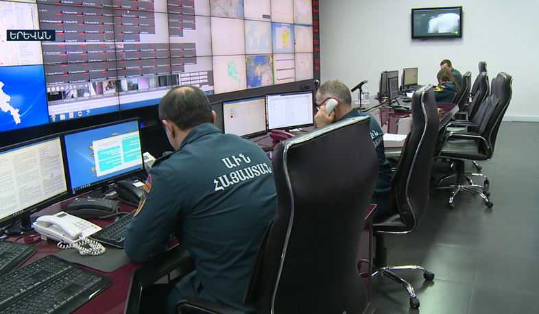 Bus crashes into wall in Yerevan