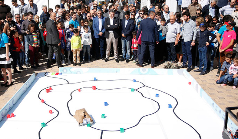 ՀՀ Վարչապետն այցելել է «ԴիջիԹեք էքսպո-2017» տեխնոլոգիական ցուցահանդես