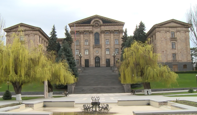 ԵԱՏՄ-ից ցանկանում է դուրս գալ միայն «Ելք» խմբակցությունը