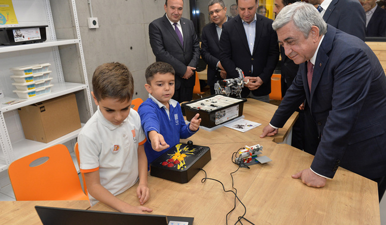 ՀՀ Նախագահը ներկա է գտնվել «Այբ» դպրոցի նոր մասնաշենքի բացմանը