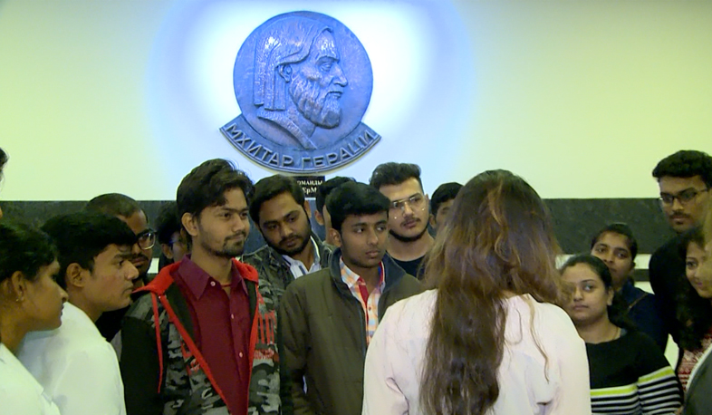 Բժշկականի հնդիկ ուսանողների համայնքը