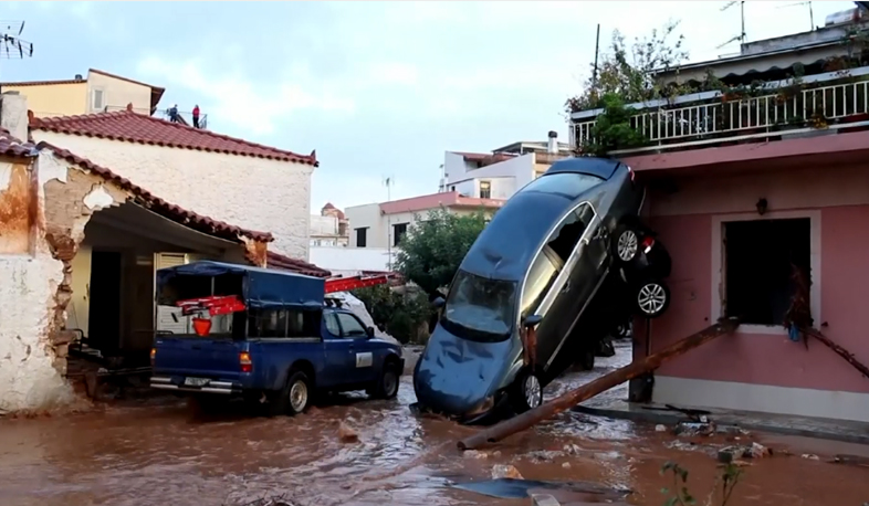 Արտակարգ դրություն Հունաստանում. միջազգային օրակարգ