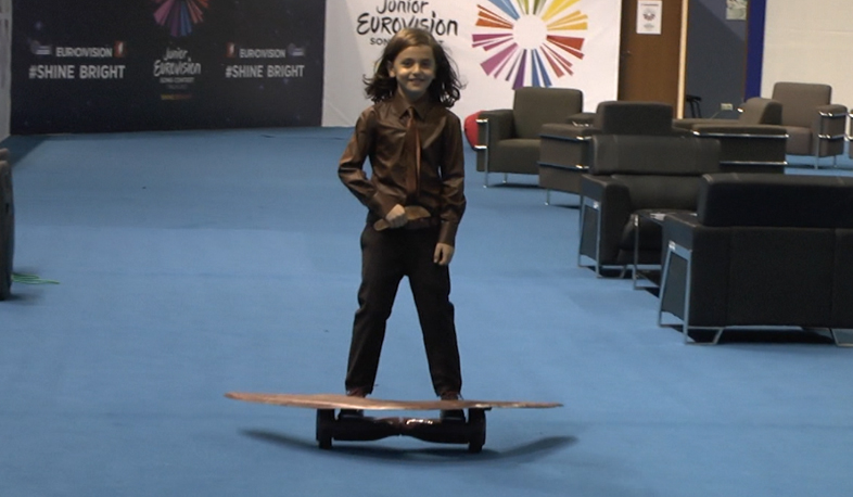 Միշայի օգտին արդեն կարելի է քվեարկել