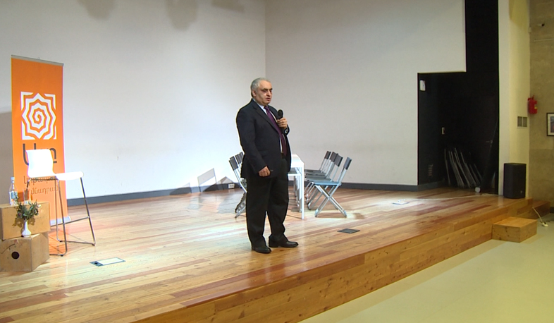 Բանակցելու արվեստի դասընթաց Ա. Մարտիրոսյանից