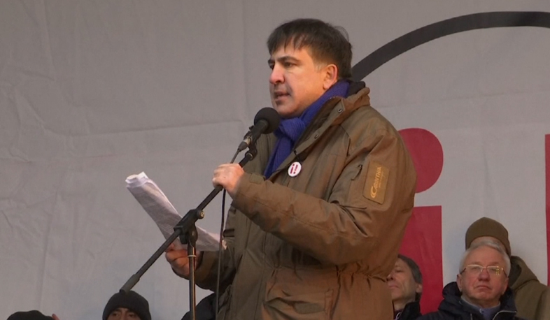 Saakashvili storms Kiev October Palace