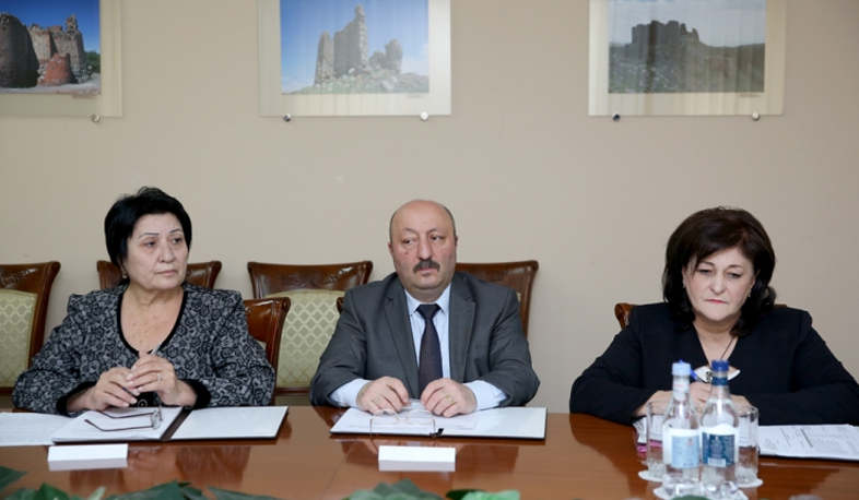 Government to focus on families of missing people