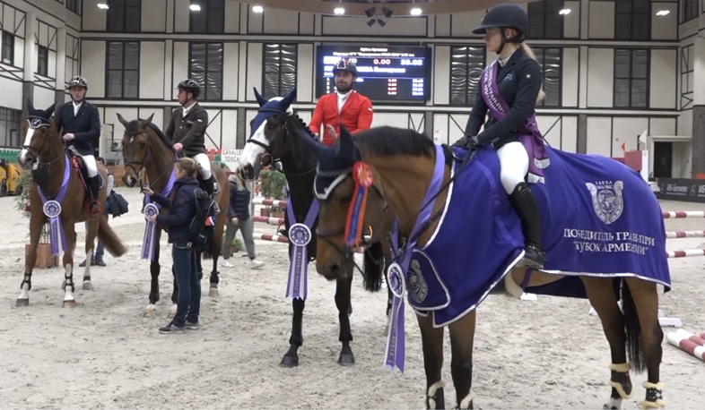 Armenian horse-riding cup competition