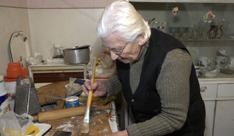 Ֆյունեսի սպասուհի հայազգի Աղունը