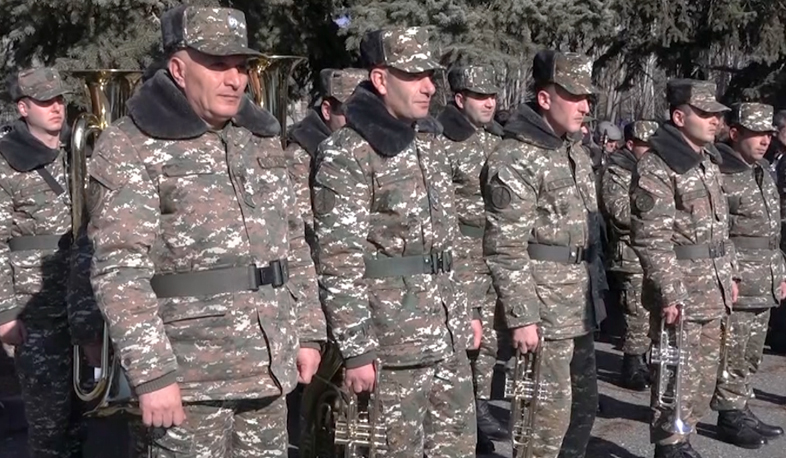 Военнослужащие Ширакского марза отправились на службу