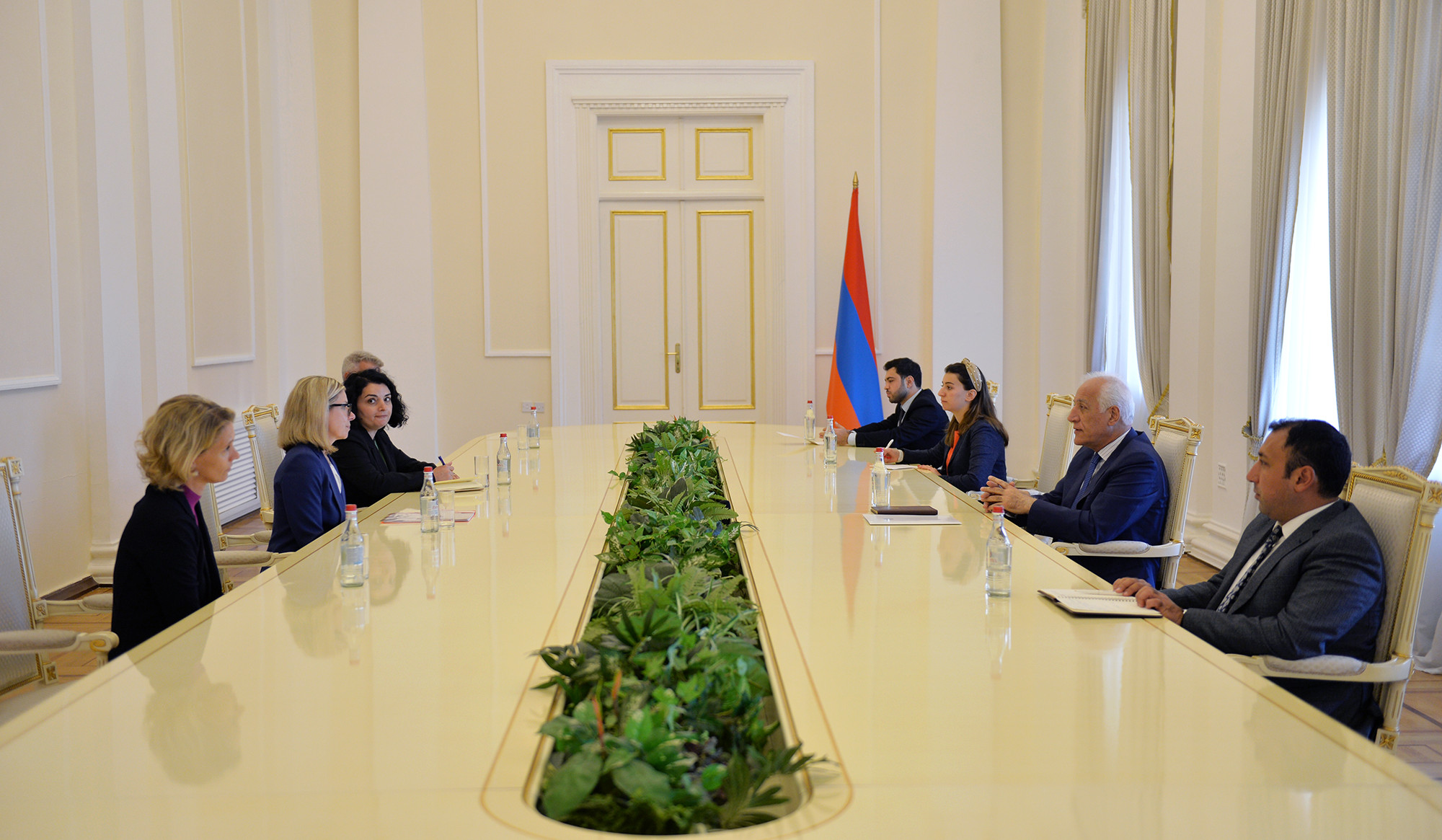 Համաշխարհային բանկն ավանդաբար կարևոր դեր է ունեցել Հայաստանի տնտեսության կայուն զարգացման գործում. Վահագն Խաչատուրյան