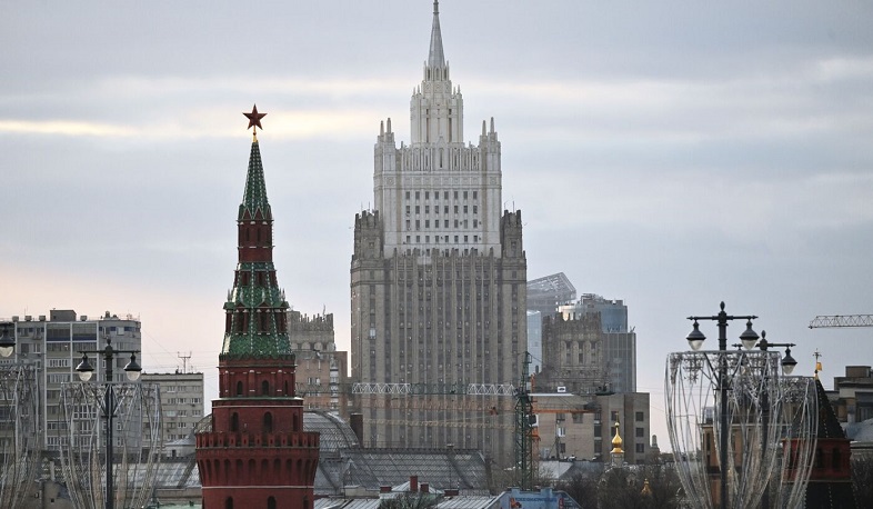 В Кремле призвали Ереван и Баку соблюдать режим прекращения огня