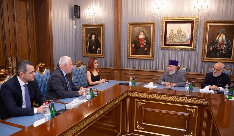 Գարեգին Երկրորդը Ռումինիայի ԱԳ փոխնախարարի հետ հանդիպմանը հույս է հայտնել, որ միջազգային հանրությունը միջոցներ կձեռնարկի՝ զսպելու Ադրբեջանի ագրեսիան