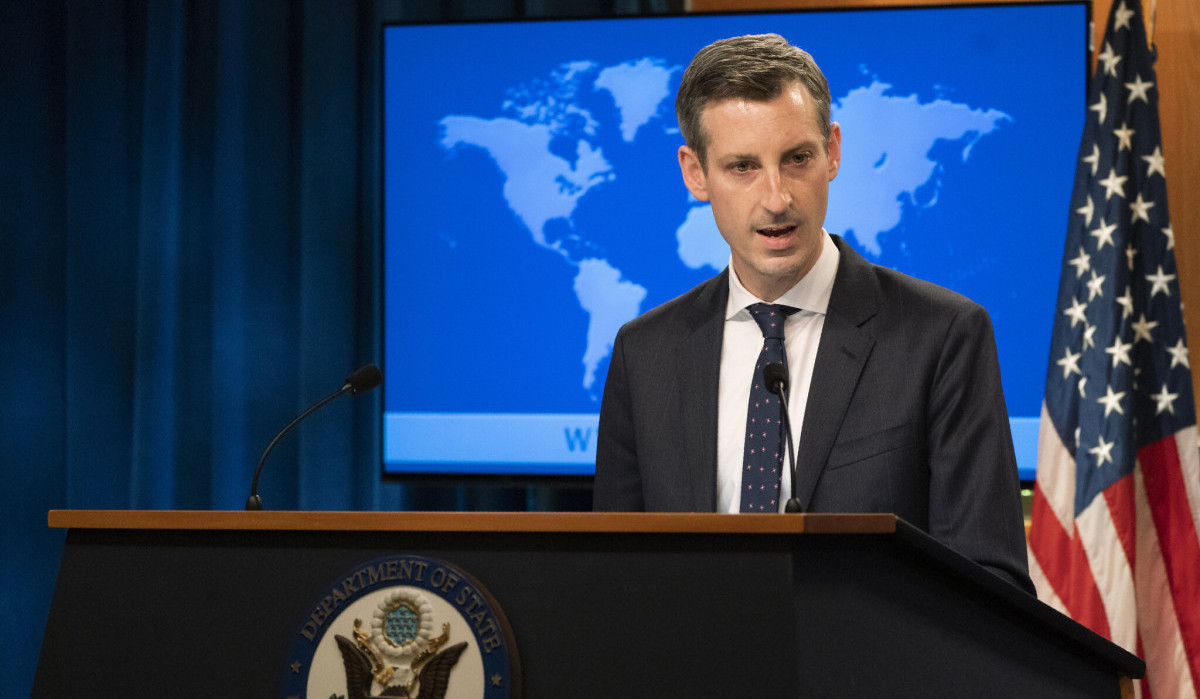 ABŞ Azərbaycanı qoşunlarını geri çəkməyə çağırır: Prays