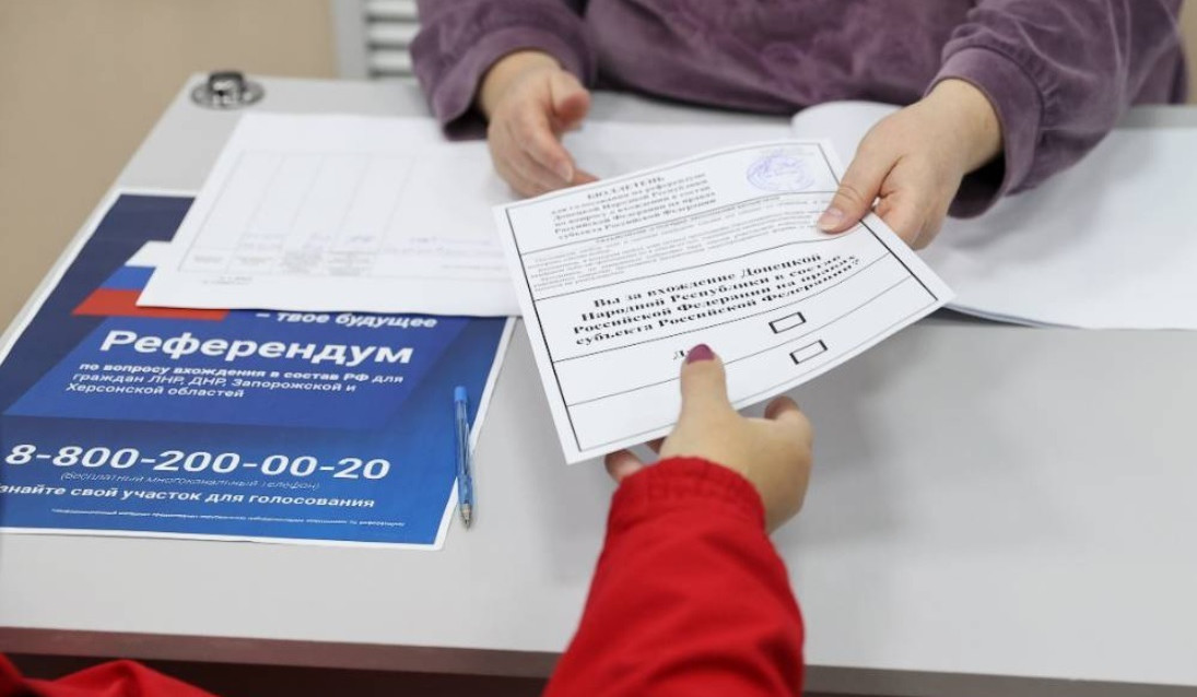 В Донбассе, Запорожской и Херсонской областях завершаются референдумы о вхождении в РФ
