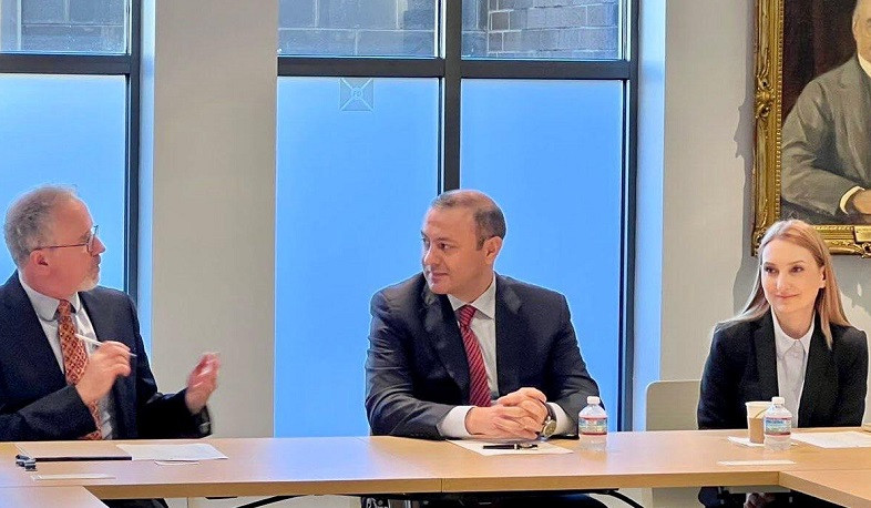 Karnegi Fondunda Təhlükəsizlik Şurasının katibi Azərbaycan tərəfindən beynəlxalq humanitar hüququn kobud şəkildə pozulmasından danışıb