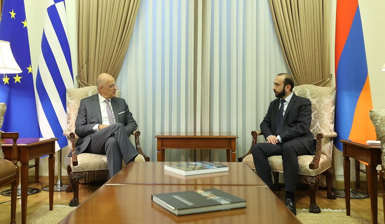 Nikos Dendias Yerevana gəlib: Ermənistan və Yunanıstan xarici işlər nazirlərinin təkbətək görüşü başlayıb