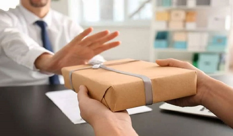 Հանրային պաշտոն զբաղեցնող անձինք նվերներ ընդունելու սահմանափակումները խախտելու դեպքում կենթարկվեն վարչական պատասխանատվության