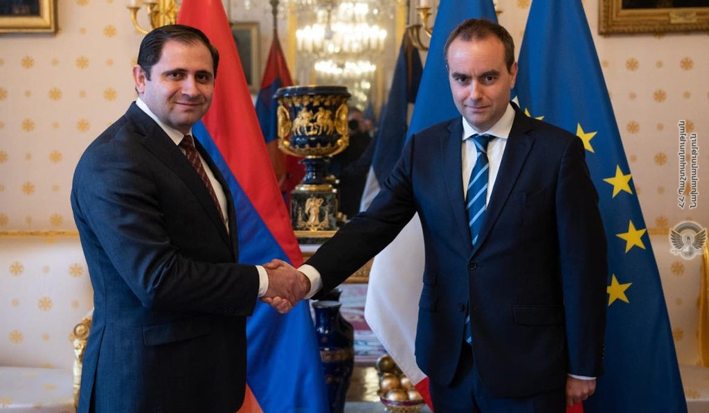 Азербайджанские войска должны быть выведены с территории Республики Армения: министр обороны Франции