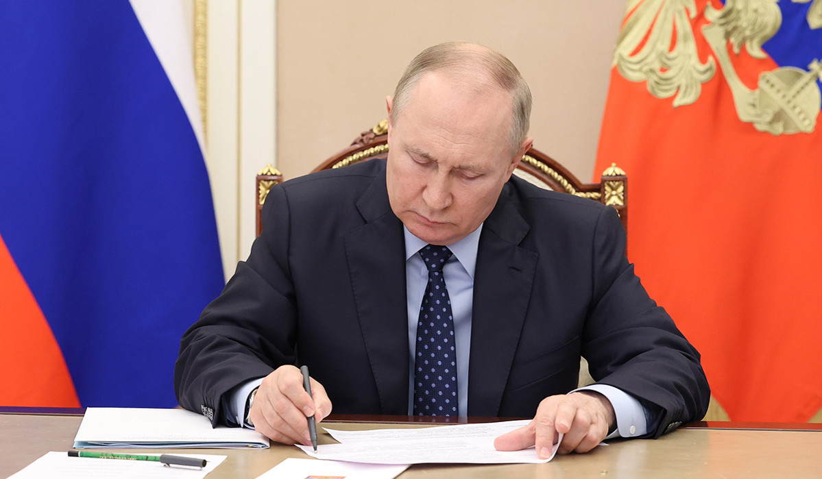 Agreements on incorporation of Donetsk, Lugansk, Kherson and Zaporizhia into Russian Federation signed in Kremlin