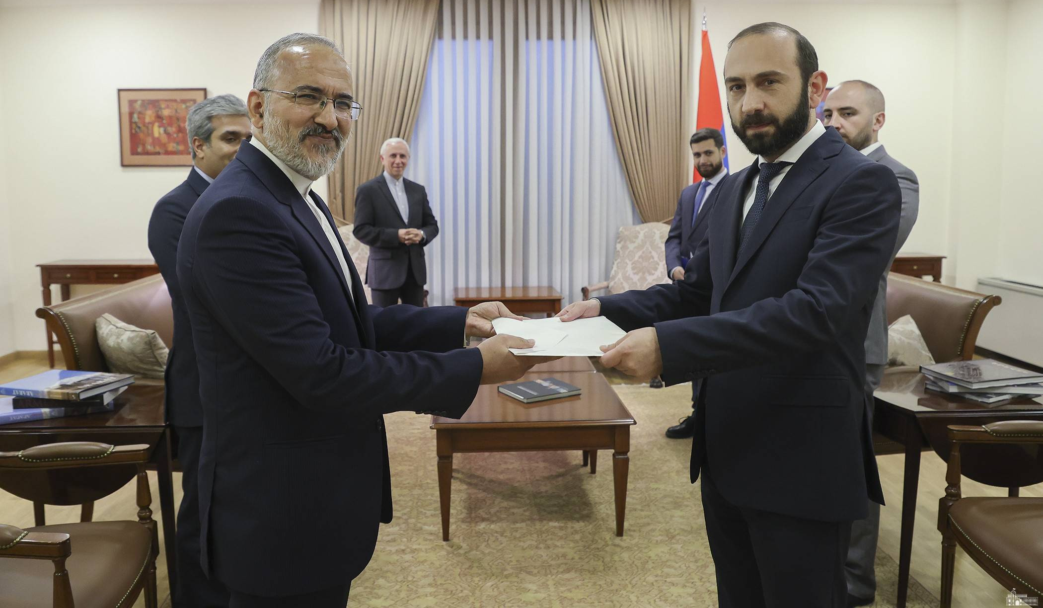 Foreign Minister of Armenia Ararat Mirzoyan received Ambassador of Iran to Armenia and newly appointed Consul General of Iran in Armenia