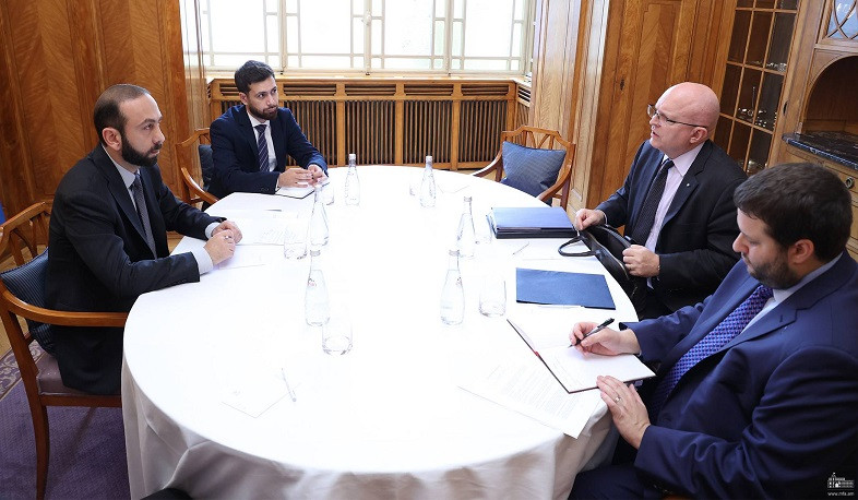 Ararat Mirzoyan had a meeting with Philip Reeker