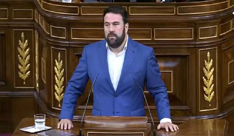 Испанский депутат задал вопрос фон дер Ляйен, подписавшей газовый контракт с Азербайджаном