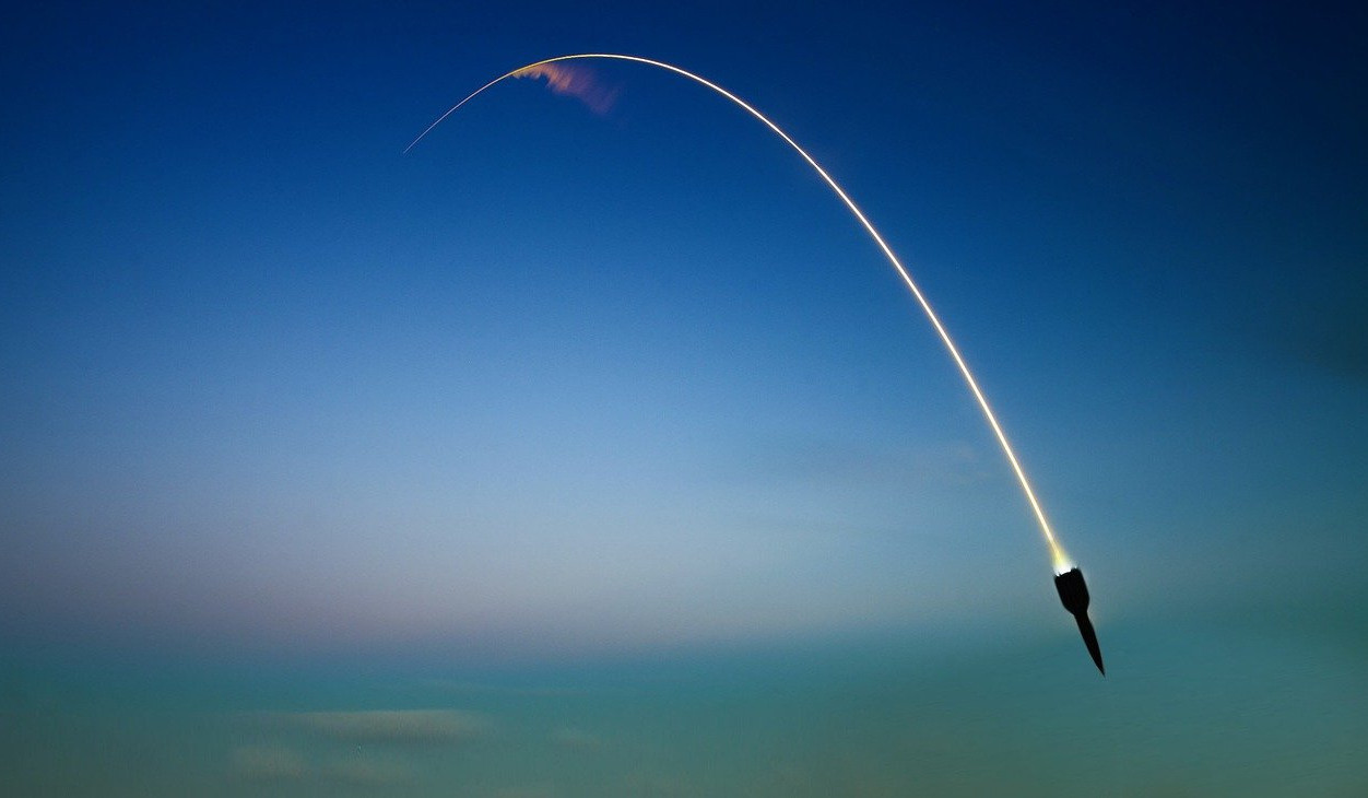 Главы МИД Южной Кореи и Японии осудили ракетный пуск КНДР