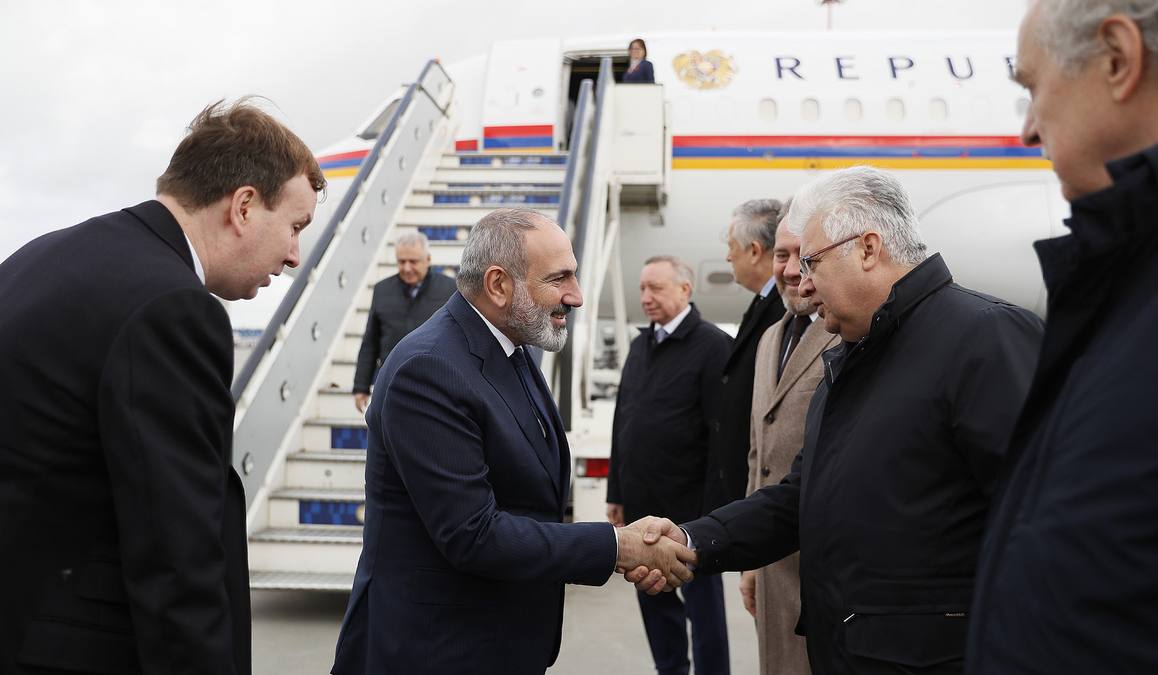 ER Baş naziri Sankt-Peterburqdadır