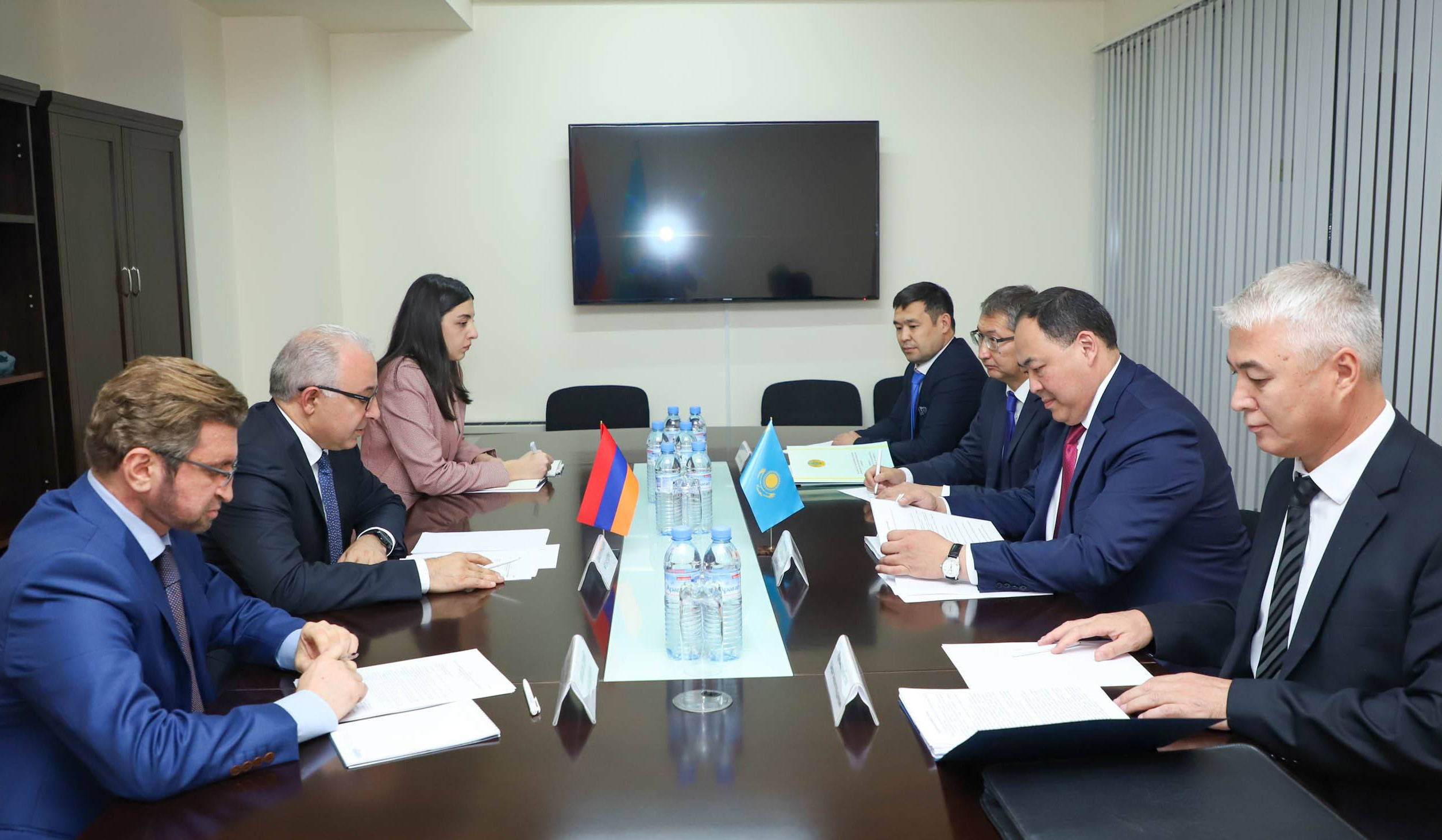 Հայաստանի և Ղազախստանի ԱԳՆ-ները քննարկել են տարածաշրջանային անվտանգային խնդիրներ
