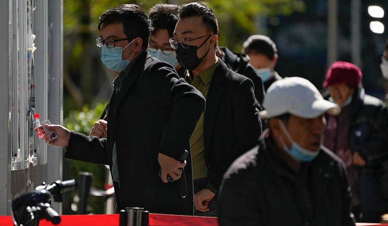 China imposes lockdowns as COVID-19 surges after holiday