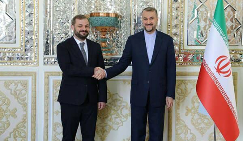 Իրանի ԱԳ նախարարը վերահաստատեց Հայաստանի սահմանների անխախտելիության հետ կապված դիրքորոշումը . Պապոյան