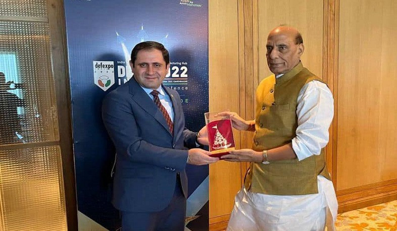 Ermənistan və Hindistanın müdafiə nazirləri əməkdaşlığın genişləndirilməsi imkanlarını müzakirə ediblər