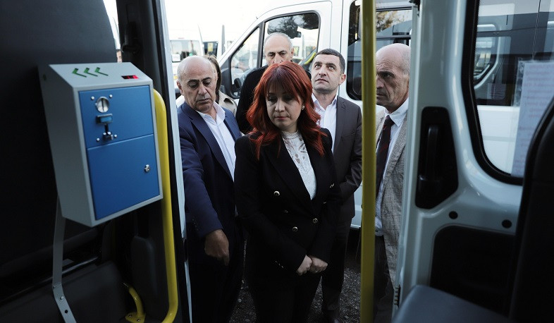 Շիրակի մարզպետը ծանոթացել է «Գյումրի ավտոբուս» ընկերության գործունեությանը